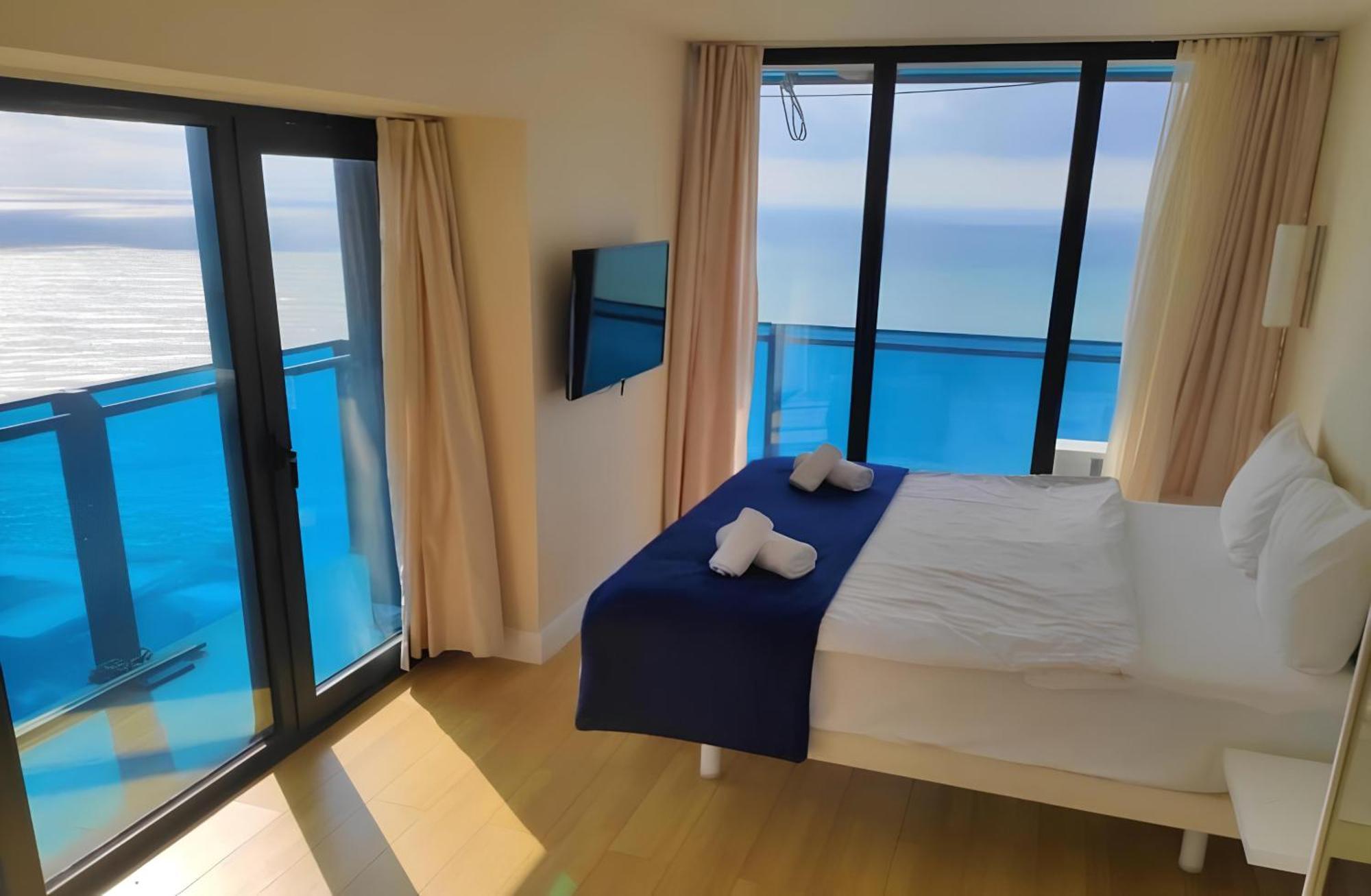Panorama Seaview Batumi Lux Orbi City Экстерьер фото